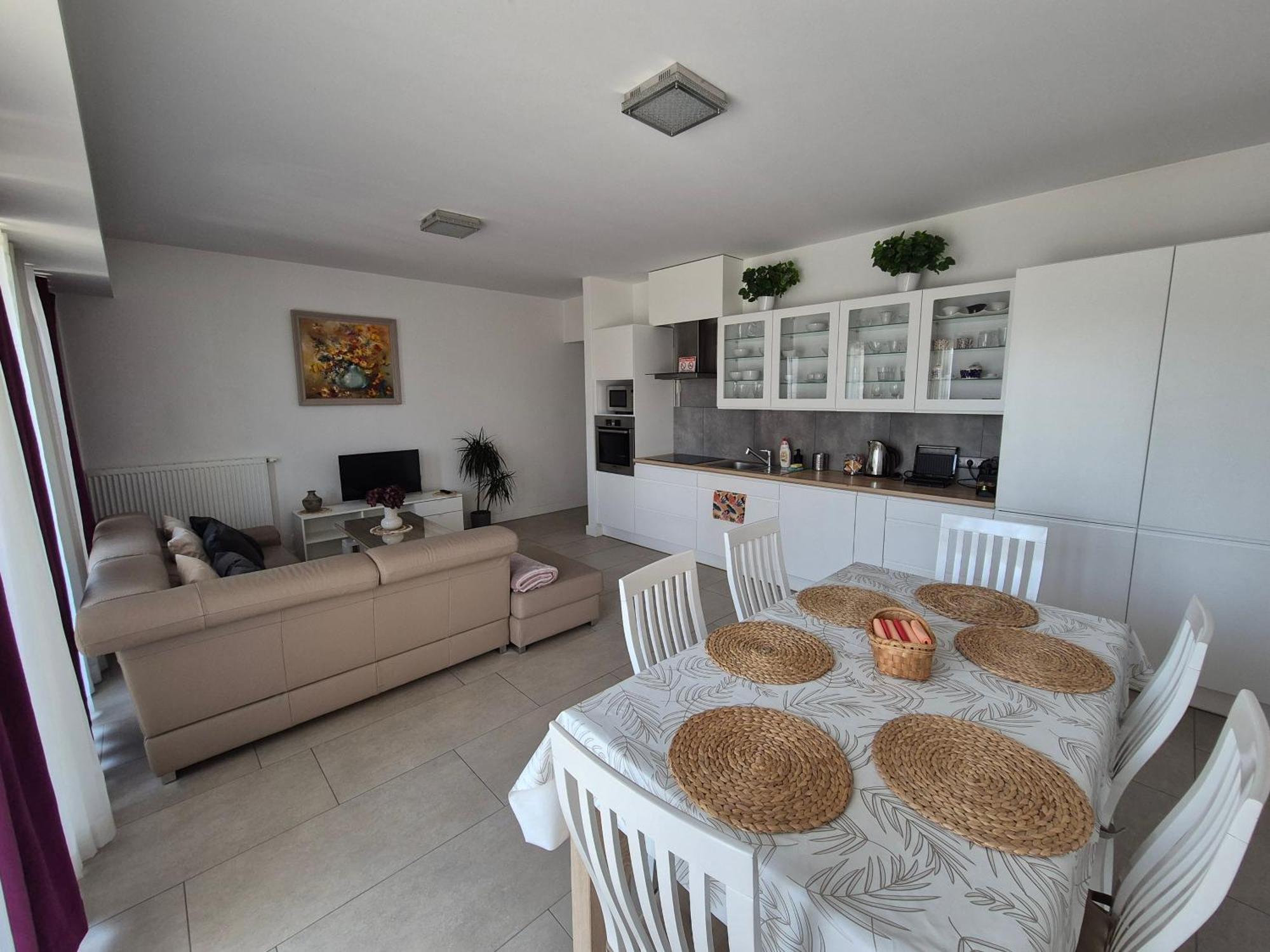 Big 21 Old Town Lux Apartment, Self Check-In 24H, Free Parking بوزنان المظهر الخارجي الصورة